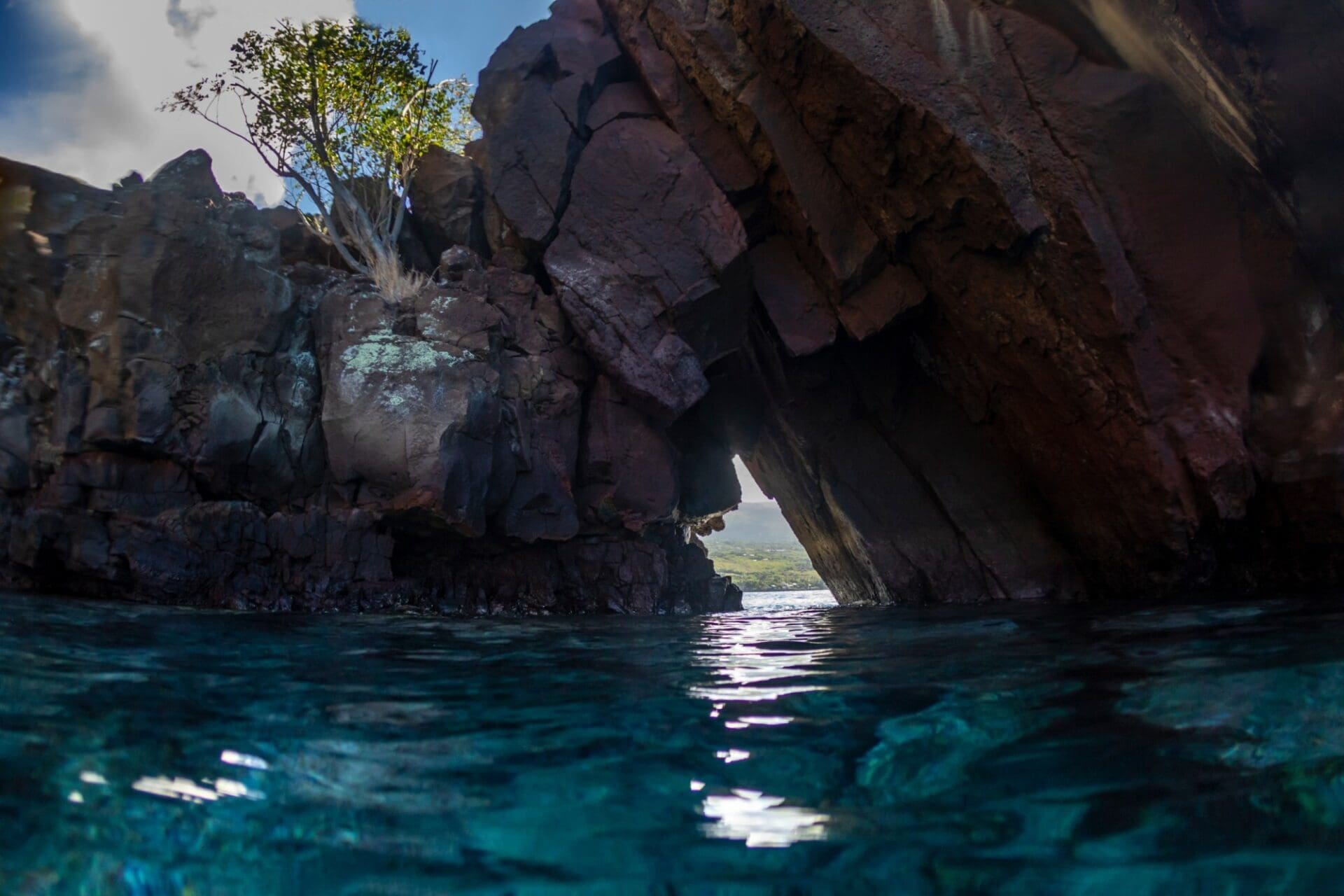 Brazil says “Ola!” to SunLight on Water