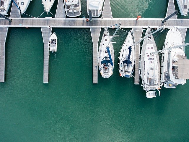 Should You Opt For A Private Charter Boat In Kona?